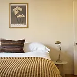 Europa House Apartments
